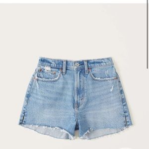 Abercrombie Curve Love High Rise Mom Shorts